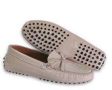 Load image into Gallery viewer, Moccassin Tania Pink