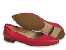 Load image into Gallery viewer, Ballerina Elsa Corallo