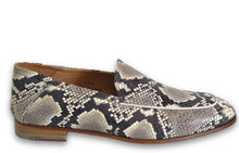 Load image into Gallery viewer, Moccasin Luigi stampa Pitone