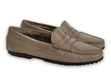 Load image into Gallery viewer, Mocassin Vincenza Taupe