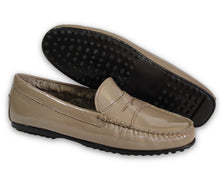 Load image into Gallery viewer, Mocassin Vincenza Taupe