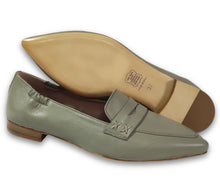 Load image into Gallery viewer, Ballerina Dora Salvia