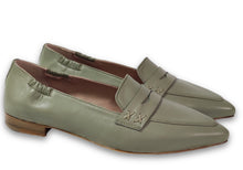 Load image into Gallery viewer, Ballerina Dora Salvia