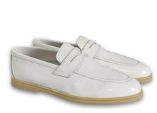 Load image into Gallery viewer, Mocassin Tea White
