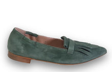 Load image into Gallery viewer, Ballerina Alice Suede Militare
