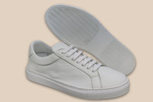 Load image into Gallery viewer, Sneaker Bianca - Made in Italy -
