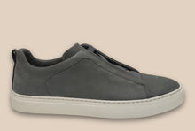 Load image into Gallery viewer, Sneaker Nabuk Grigio - Made in Italy -
